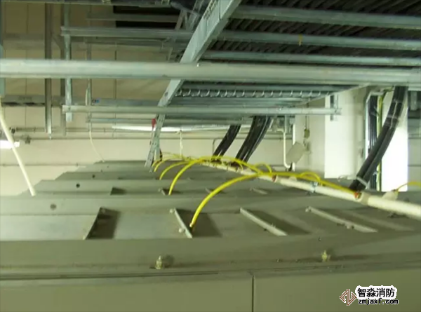 箱體上方實際工程照片